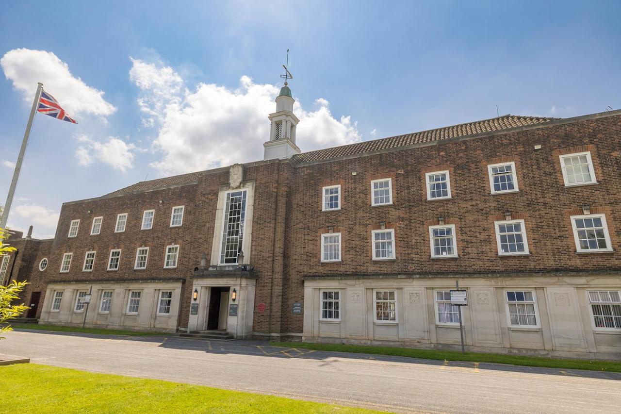 The Derby Conference Centre And Hotel Exterior foto